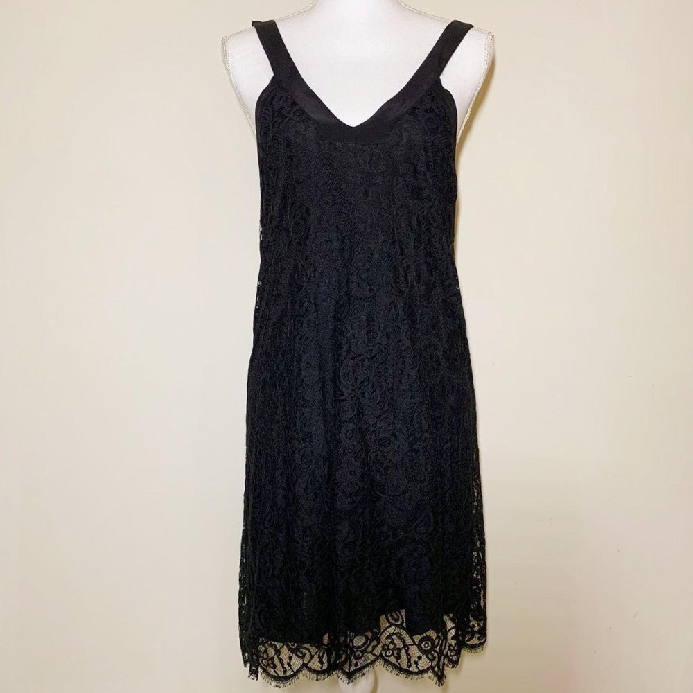 Velvet V-Neck Lace Overlay Shift Dress